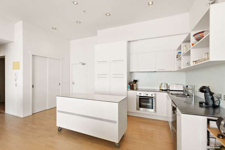 1602/30 Beach Road Auckland Central_3