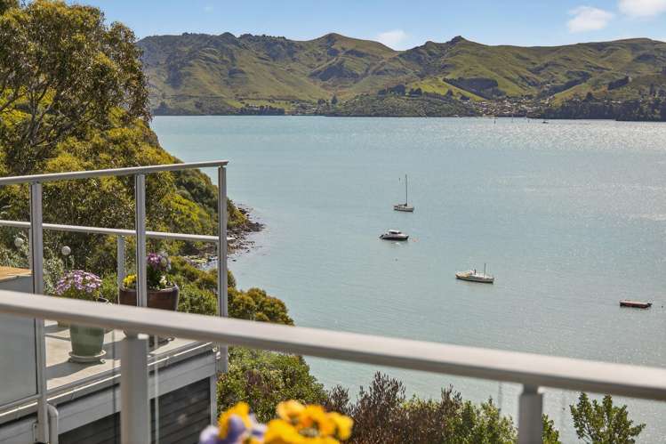 303 Marine Drive Charteris Bay_31