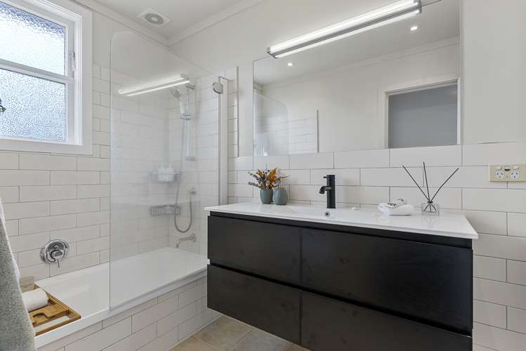 29 Ngatiawa Street One Tree Hill_6