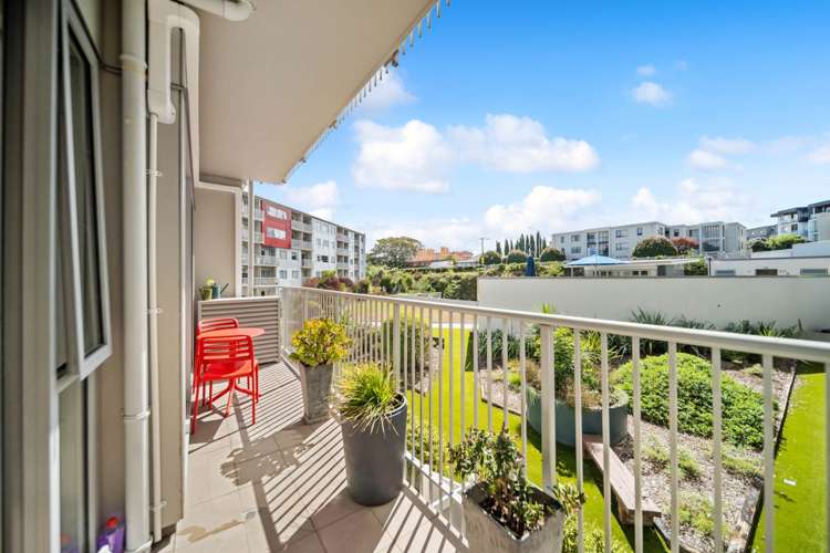 B209/130 Anzac Street Takapuna_8