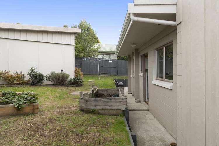 2a Kaitemako Road Welcome Bay_16