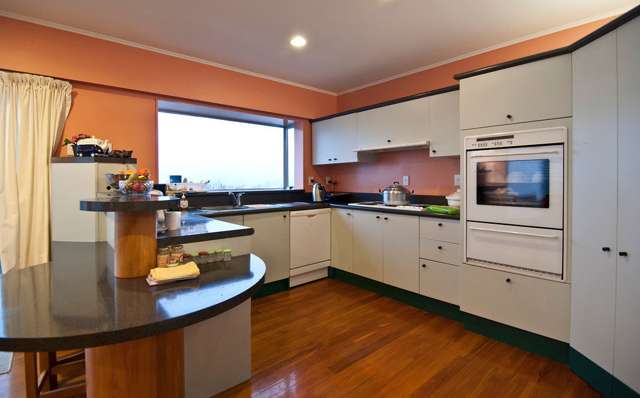 20 Waiwera Crescent Maupuia_1