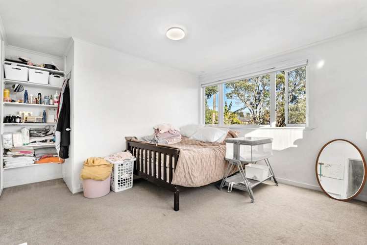 74 McLeod Road Te Atatu South_8