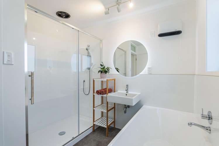 93 Wade River Road Stanmore Bay_21