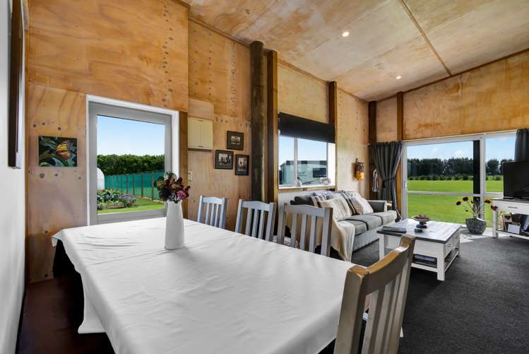 219 Brown Road Waitara_10