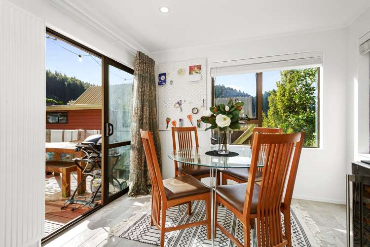 6 Duval Grove Tawa_8