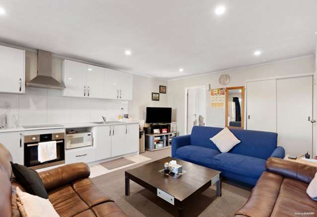 2/316 Ellerslie-Panmure Highway Mount Wellington_3