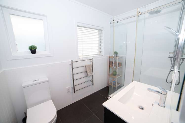 7 Jennifer Place Chartwell_18