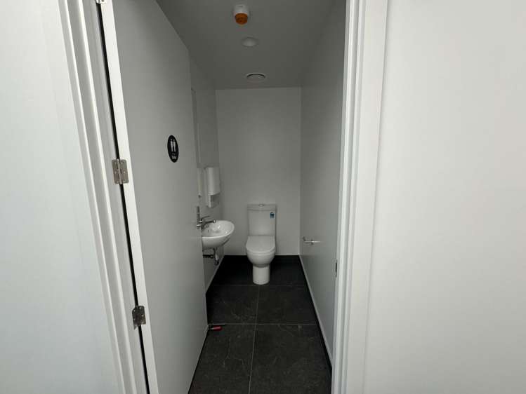 9 Bail Street Stoke_15