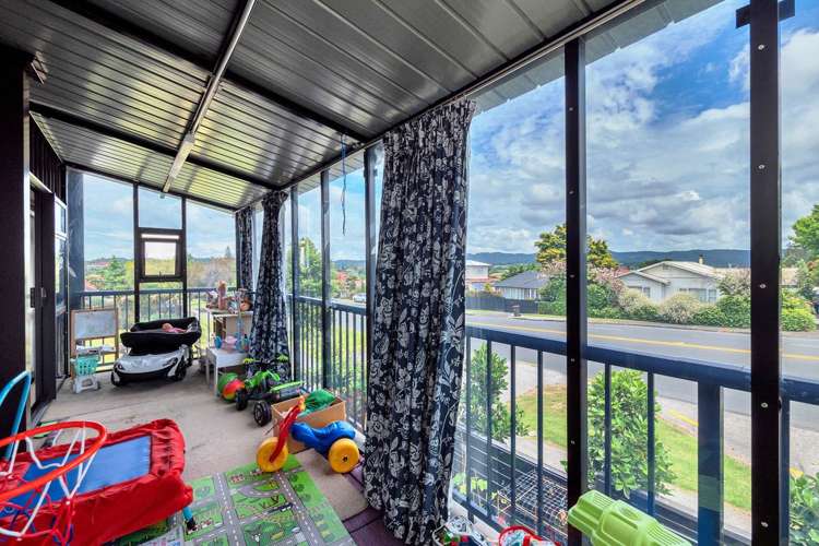 4337 Great North Road Glendene_11