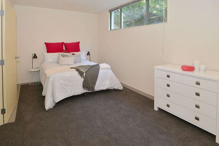 245 Alec Craig Way Gulf Harbour_9