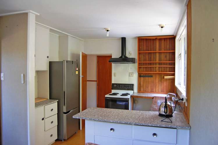 14 Tui Terrace Waipori Falls_6