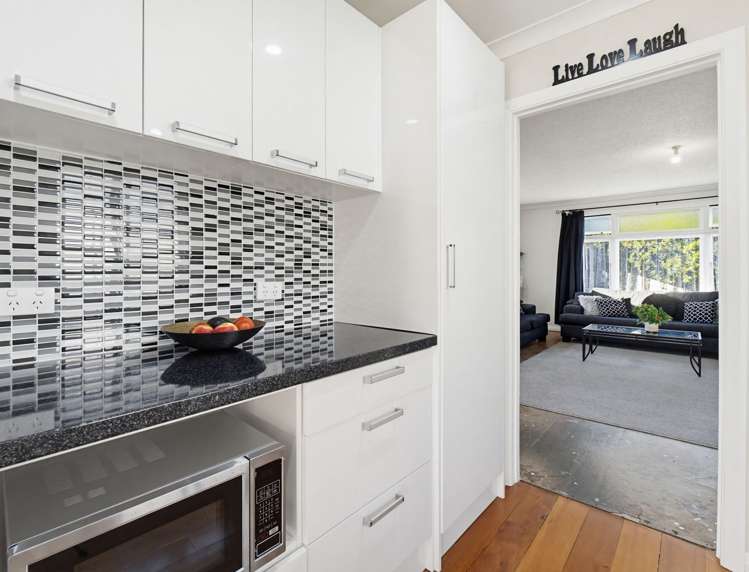 32 Botanical Road Takaro_24