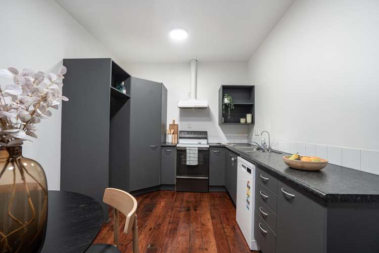 1/14 Alpha Street Te Aro_11