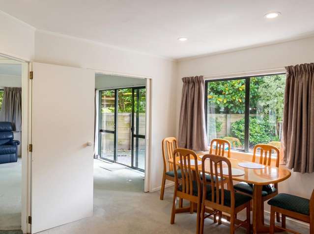 3 Springdale Grove Fitzherbert_1