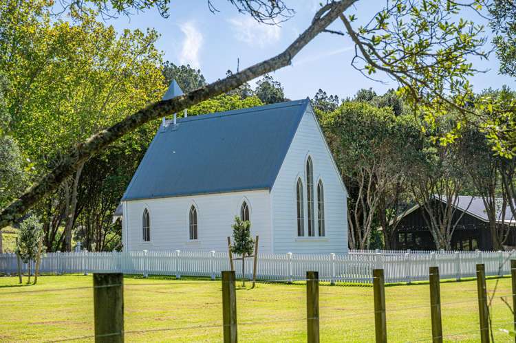 143 Cowes Bay Road Waiheke Island_34