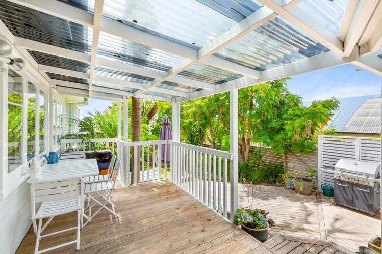 46 Renata Crescent Te Atatu Peninsula_11