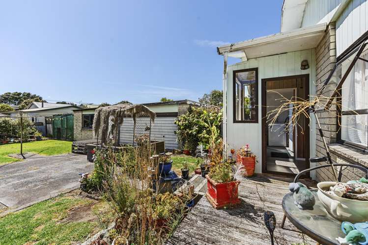 70 Domett Street Waitara_17