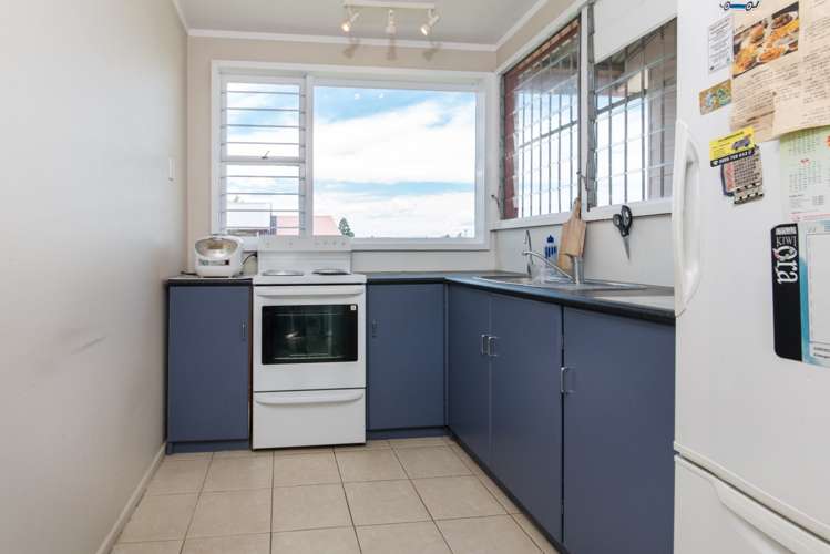 46 Rimu Street New Lynn_11