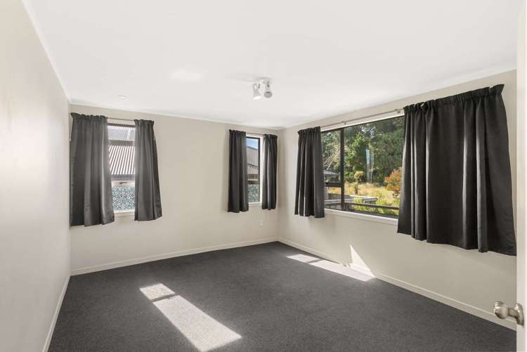 7 Chichester Street The Pines Beach_9