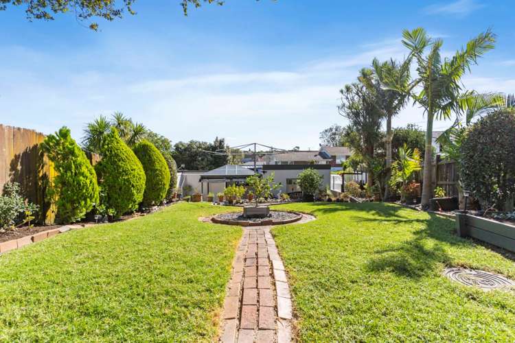 1/6a Manuka Road Glenfield_13