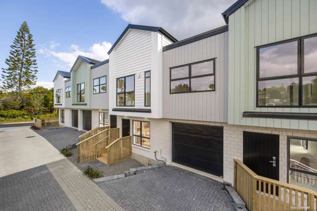 Brand New & Freehold - High Yield Potential