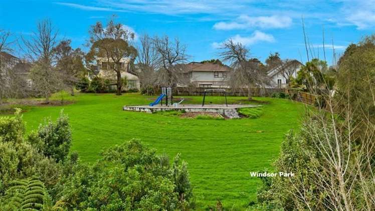 9 Ronald Macken Place Windsor Park_8