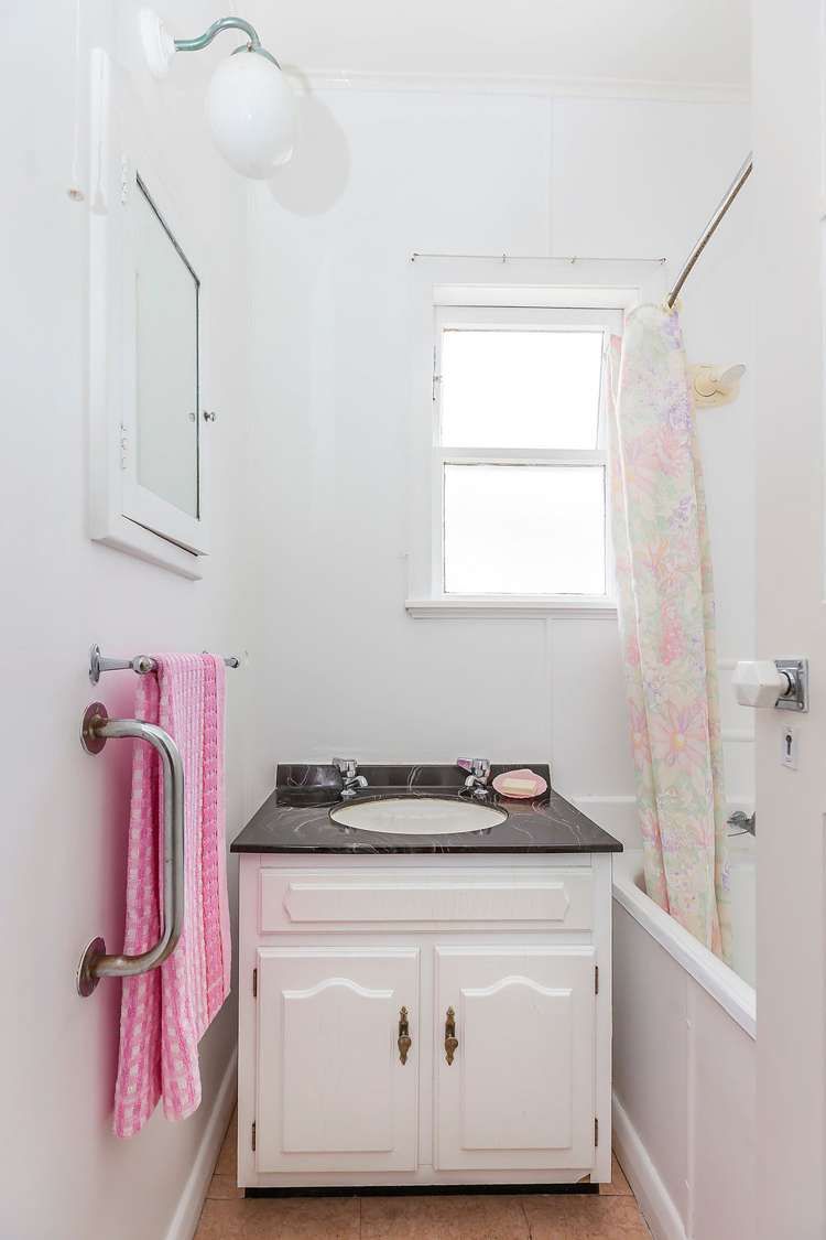 20 Glamis Avenue Strathmore Park_22