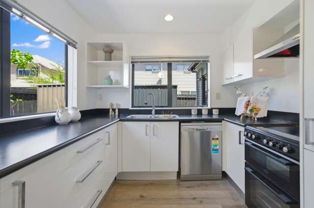 9 Bordeaux Parade Te Atatu South_2