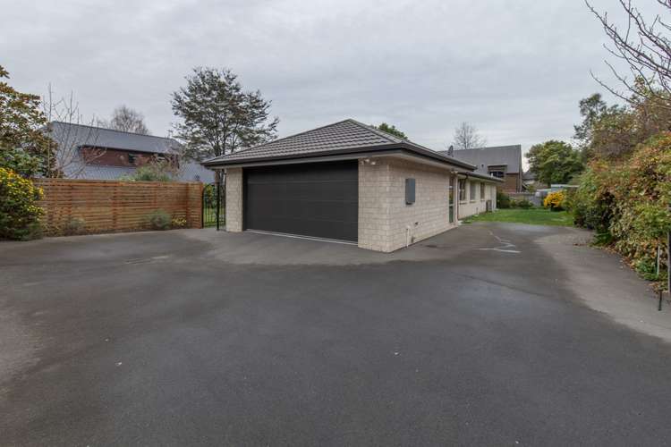 3 Pukeuri Lane Hillsborough_21