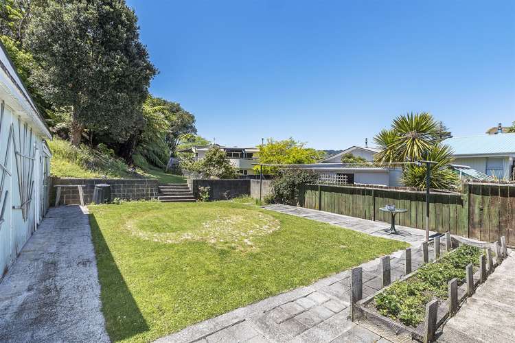 3 Roy Street Tawa_17