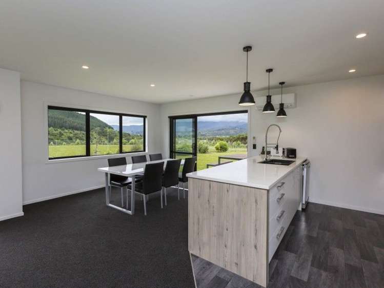 98 Riverstone Drive Riverstone Terraces_4