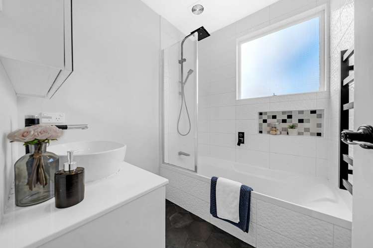 29 Mack Place Papakura_12