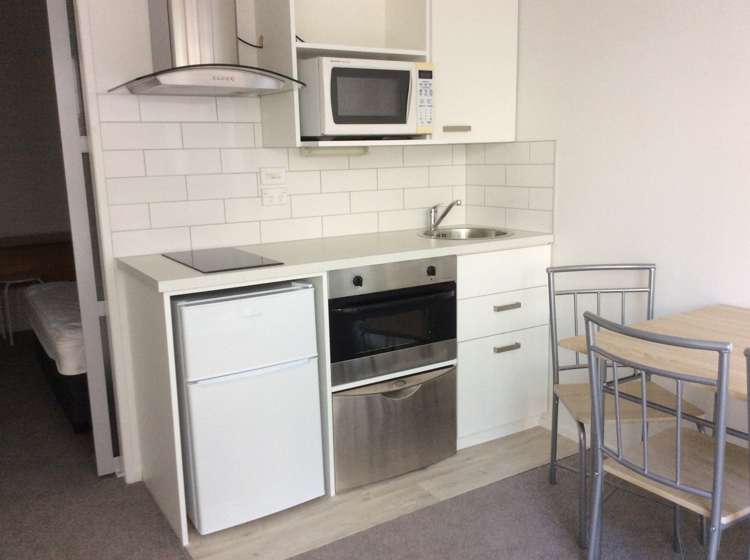 4b/189 Hobson Street Auckland Central_1