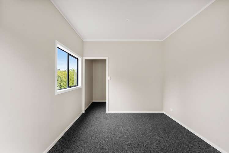 90 Alcoba Street Kamo_13