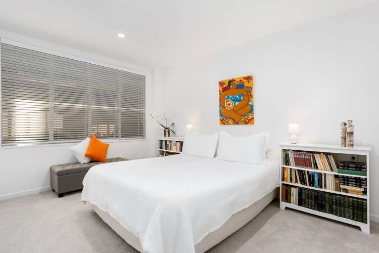 2/47 The Strand Takapuna_13