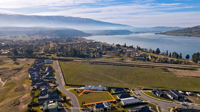 Golf-Side Living, Cromwell