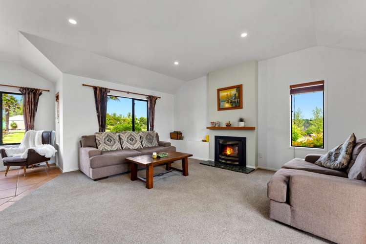 1224 State Highway 16 Waimauku_7