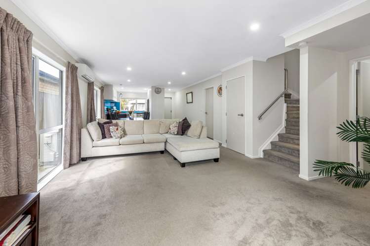 16 Dolbel Place_5