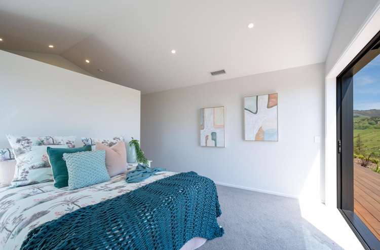 7 Hill Tops Way Stoke_25