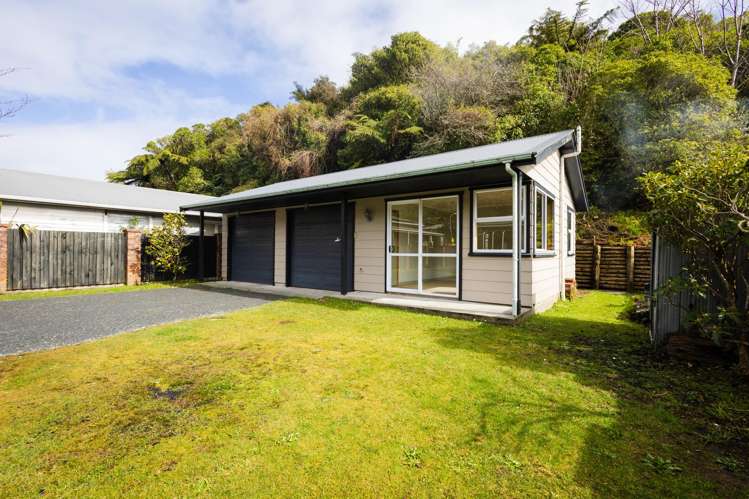 6 Blackmore Street Greymouth_19