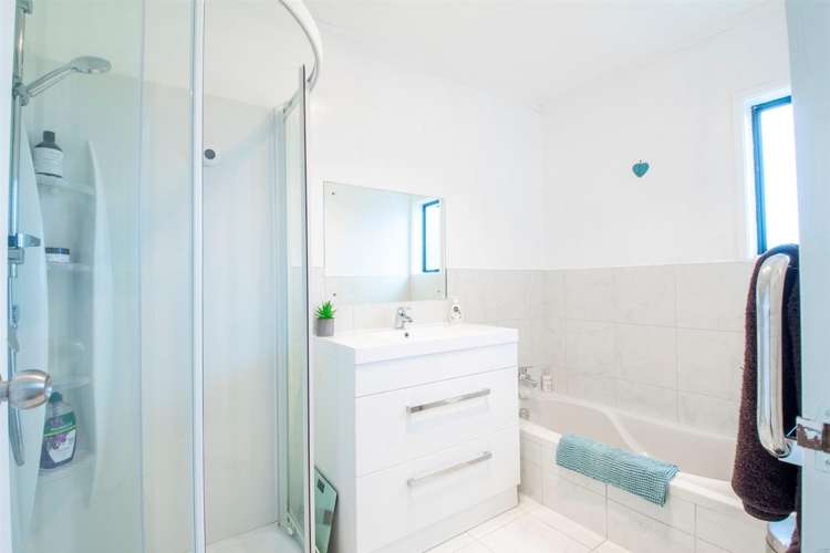 1/110 Nigel Road Browns Bay_17