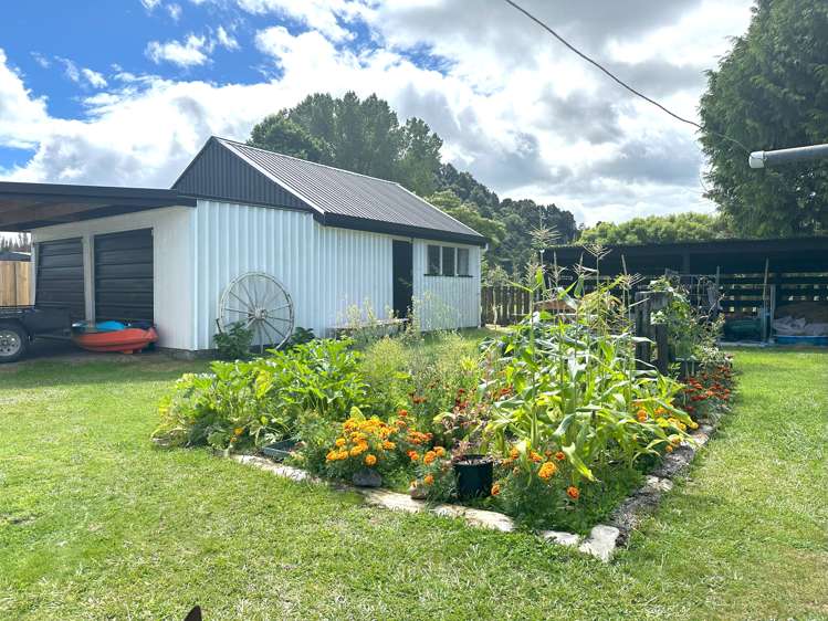 11 Nelvin Avenue Manunui_17