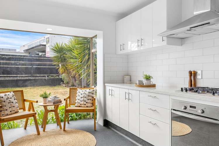 94 Greenhaven Drive Burwood_8