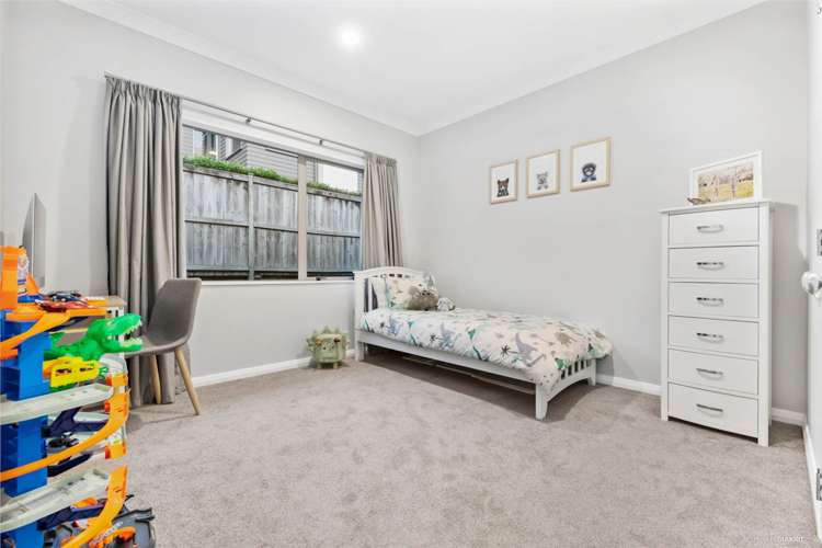 31 Pine Harbour Parade Beachlands_24