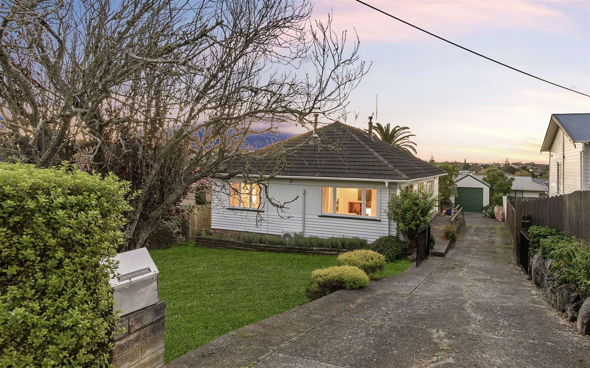 91 Hutchinson Avenue New Lynn_0