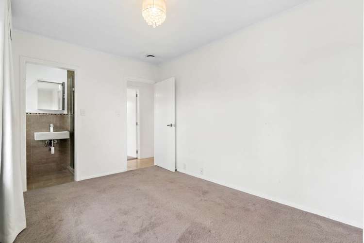 1/25 Barrys Road Glendene_13