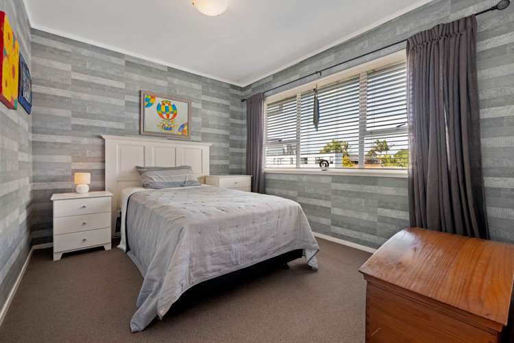 71 Meadway Sunnyhills_13