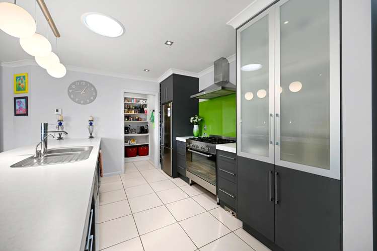 2 Ebony Court Rototuna North_7