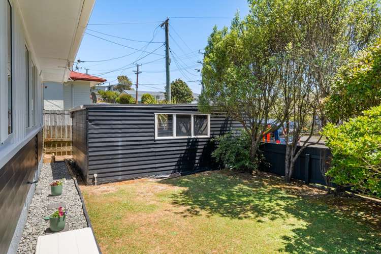 30 Beazley Avenue Paparangi_21